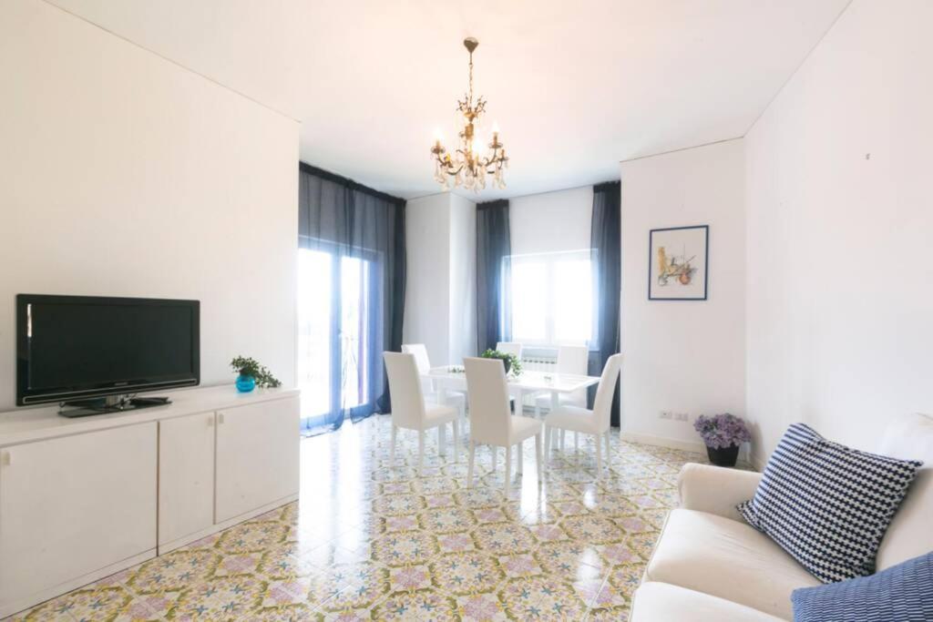 Cozy Sorrento Apartment エクステリア 写真